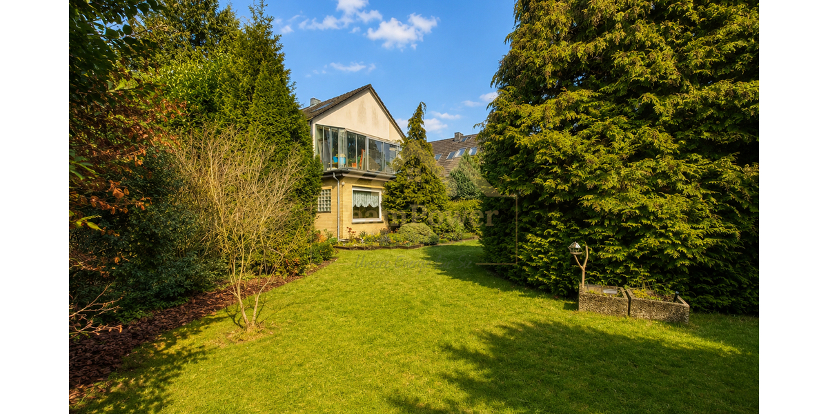 Ein Preis, 2 Wohnungen - jetzt schnell sein! - Zweifamilienhaus Hamburg Wandsbek | Angebot:27266966