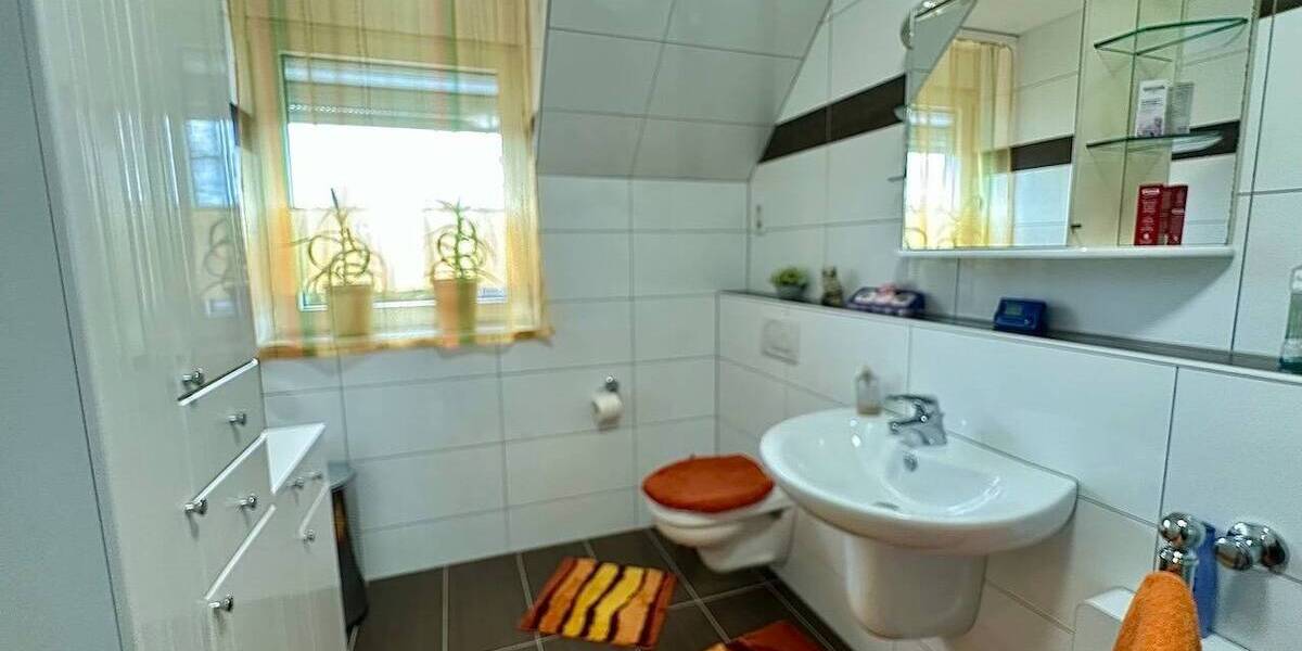 Doppelhaushälfte Neuss Erfttal - 5 Zimmer, 103 m&sup2;, 499.000&euro; | Angebot:26641435