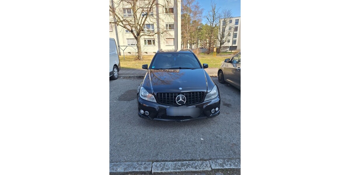 Mercedes-Benz C 250 284.000 km 5.800 &euro; Nürnberg 90403