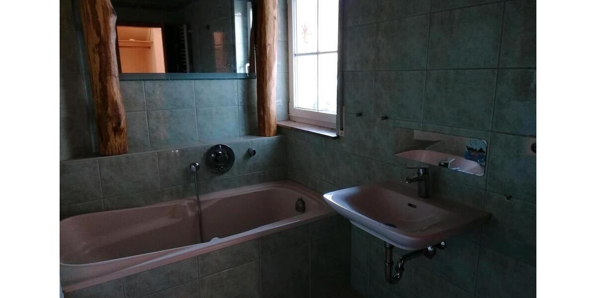 Reihenhaus Dippoldiswalde - 4.5 Zimmer, 102 m&sup2;, 270.000&euro; | Angebot:27122772