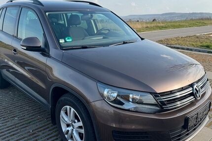 VW Tiguan 185.000 km 8.490 &euro; Öhringen 74613