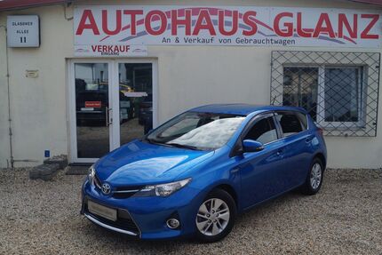 Toyota Auris 91.000 km 11.999 &euro; Schönefeld 12529