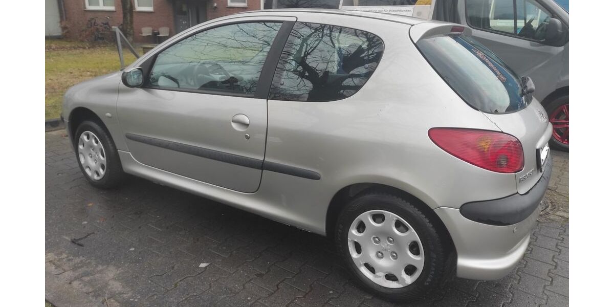 Peugeot 206 110.098 km 1.500 &euro; Ibbenbüren 49477