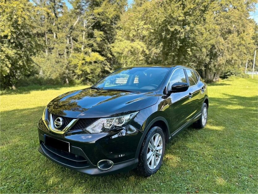 Nissan Qashqai 69.000 km 12.490 € Renquishausen 78603