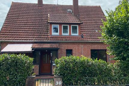 Haus Kirchlinteln - 6 Zimmer, 140 m&sup2;, 199.000&euro; | Angebot:27087221