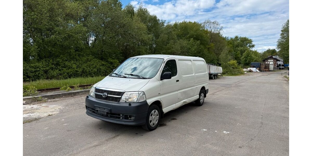 Toyota Hiace 186.431 km 10.699 &euro; HAMBURG 22113