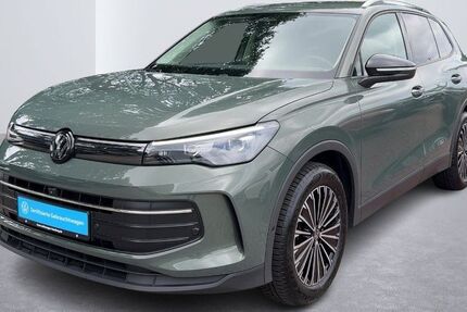 VW Tiguan 25.285 km 30.888 &euro; Hamburg 22303