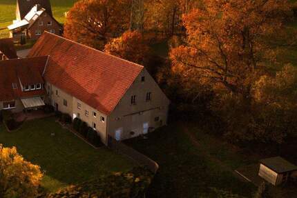 Seltene Investmentgelegenheit mit Wohn-, Gewerbe- und Ausbaupotenzial 6 zimmer