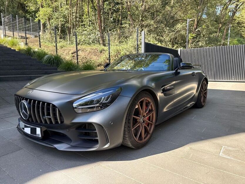 AMG GT R