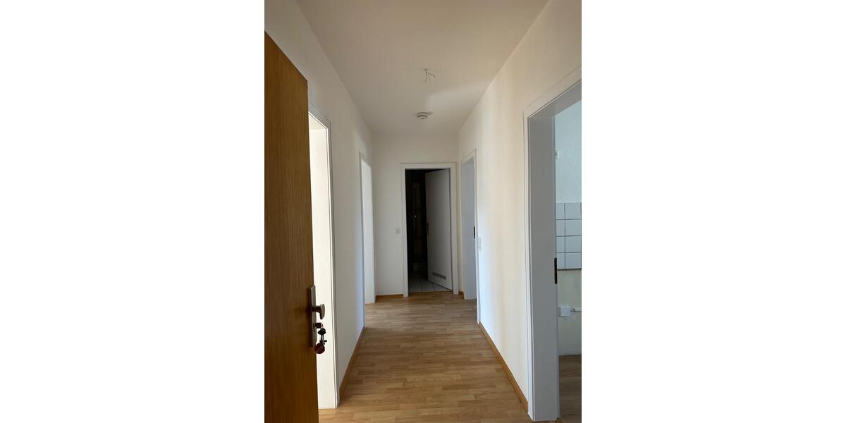 Etagenwohnung Bad Münder am Deister - 3 Zimmer, 72 m&sup2;, 600&euro; | Angebot:26287436