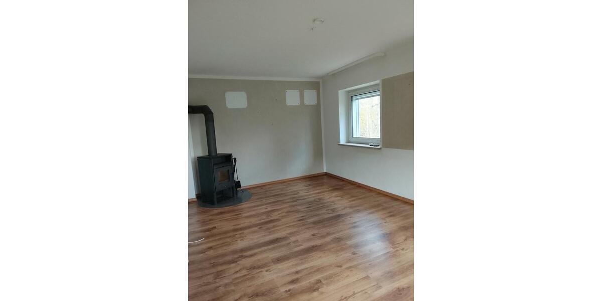 Doppelhaushälfte Arzberg - 1 Zimmer, 90 m&sup2;, 70.000&euro; | Angebot:26535126