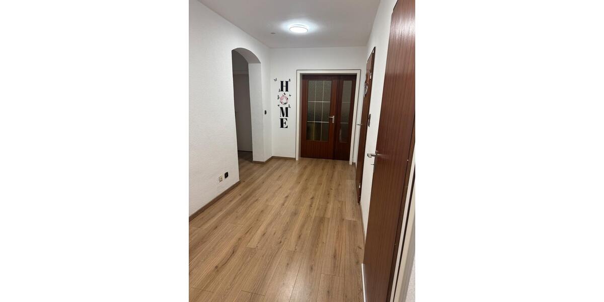 Erdgeschoßwohnung Hildesheim Itzum-Marienburg - 4 Zimmer, 90 m&sup2;, 980&euro; | Angebot:25613462
