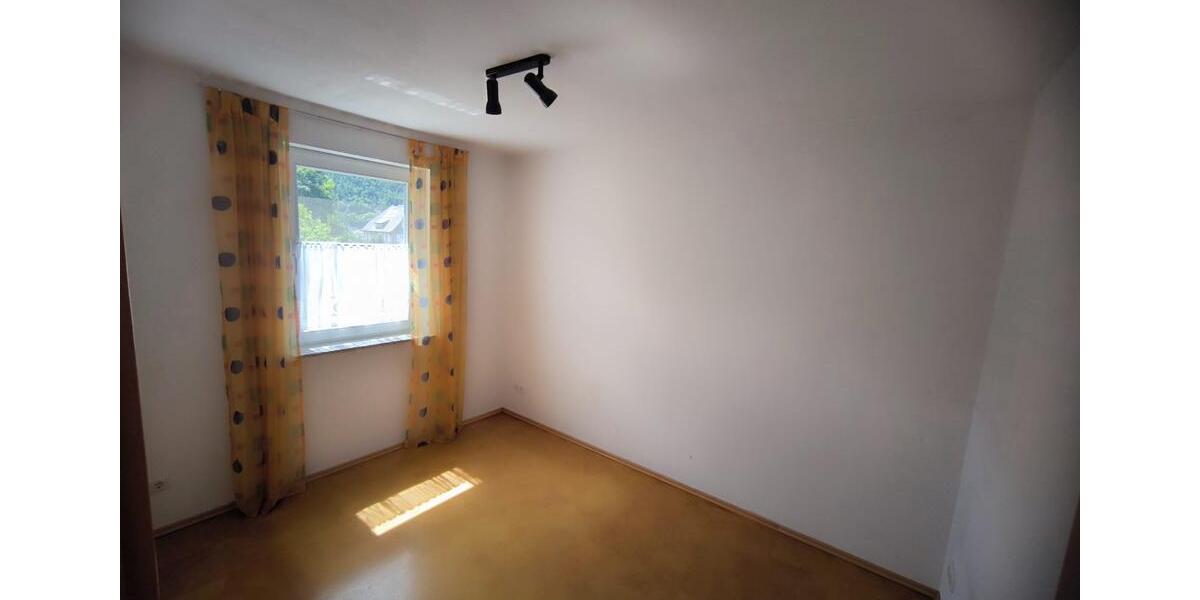 Etagenwohnung Miltenberg - 3 Zimmer, 85 m&sup2;, 900&euro; | Angebot:26383198