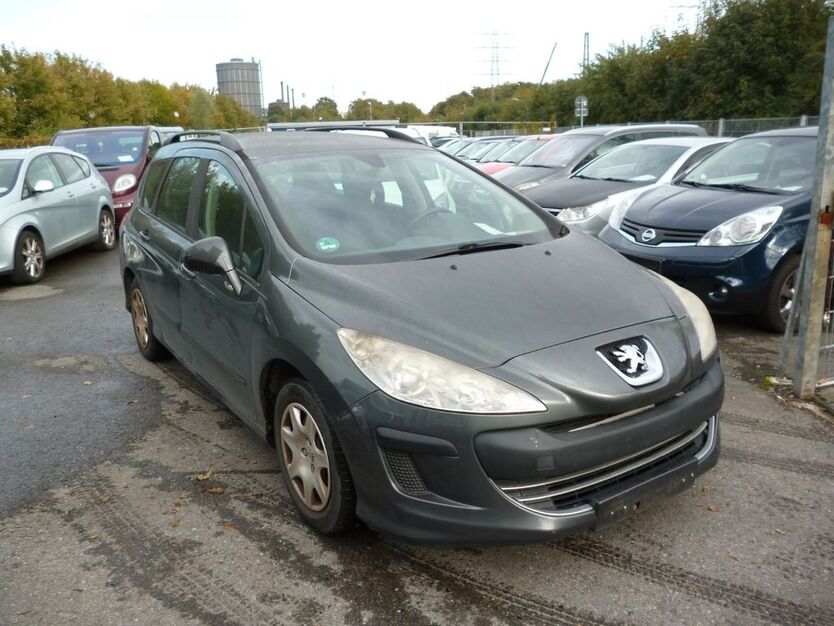 Peugeot 308 200.000 km 1.450 € Bottrop 46238