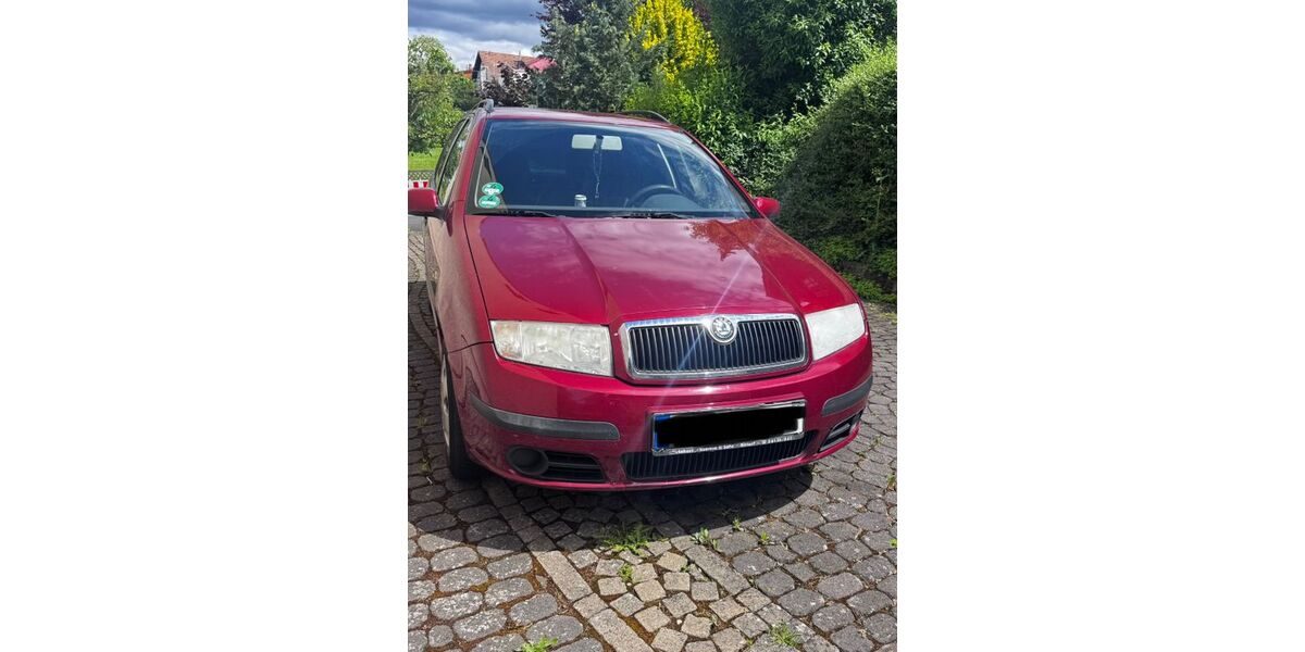Skoda Fabia 195.000 km 1.290 &euro; Fulda 36043