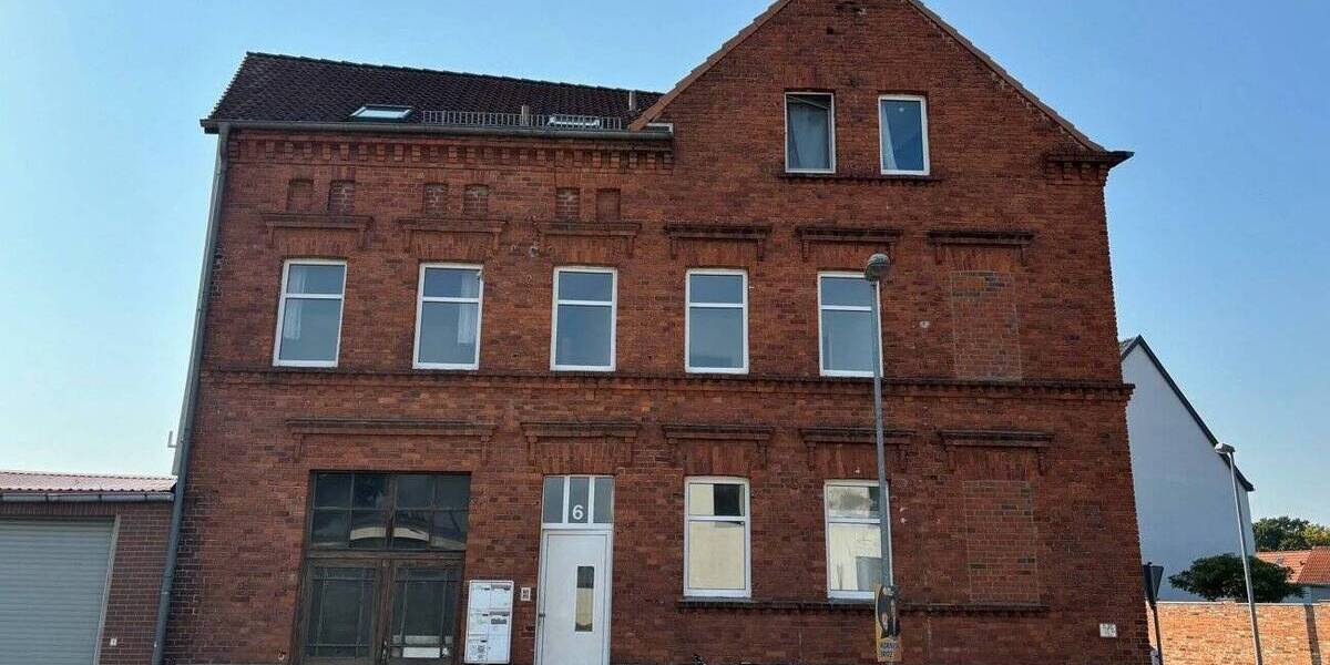 2-Zimmer-Altbauwohnung in direkter Nähe zur Elbe 2 zimmer