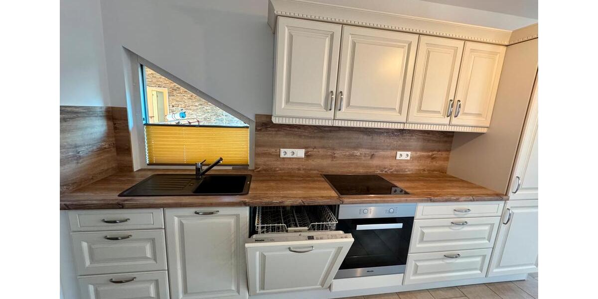 Etagenwohnung Neunkirchen-Seelscheid Seelscheid - 2 Zimmer, 80 m&sup2;, 1.210&euro; | Angebot:24152579