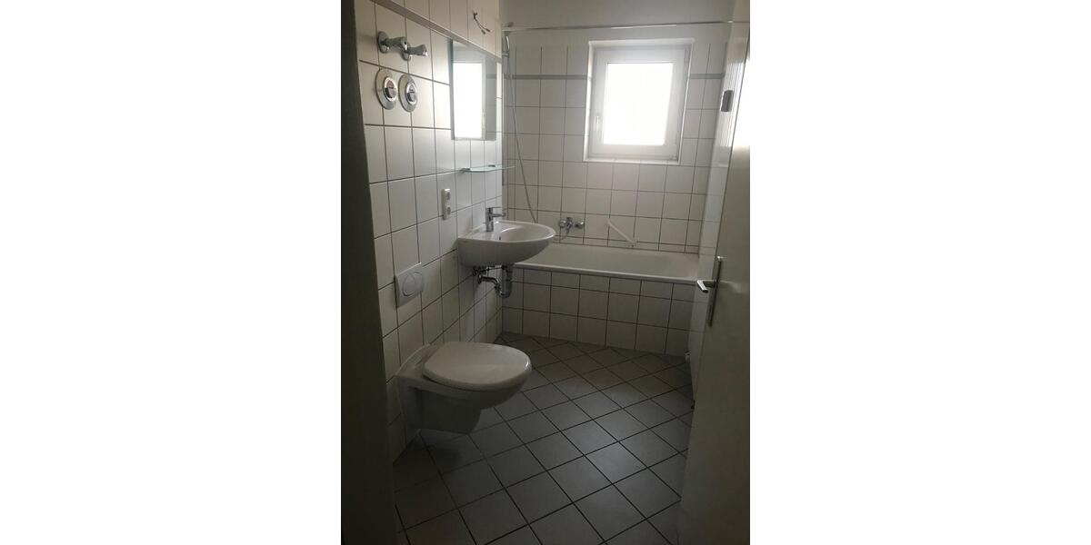 Etagenwohnung Mitterteich - 3 Zimmer, 71 m&sup2;, 465&euro; | Angebot:25603827