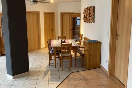 Wohnung Weiden in der Oberpfalz - 4 Zimmer, 112 m&sup2;, 245.000&euro; | Angebot:25058166