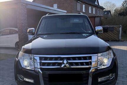 Mitsubishi Pajero 384.900 km 9.900 &euro; Lütjensee 22925