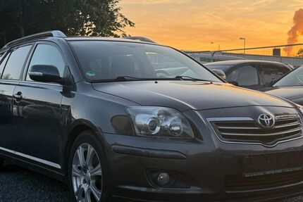 Toyota Avensis 250.000 km 2.500 &euro; Düren 52349