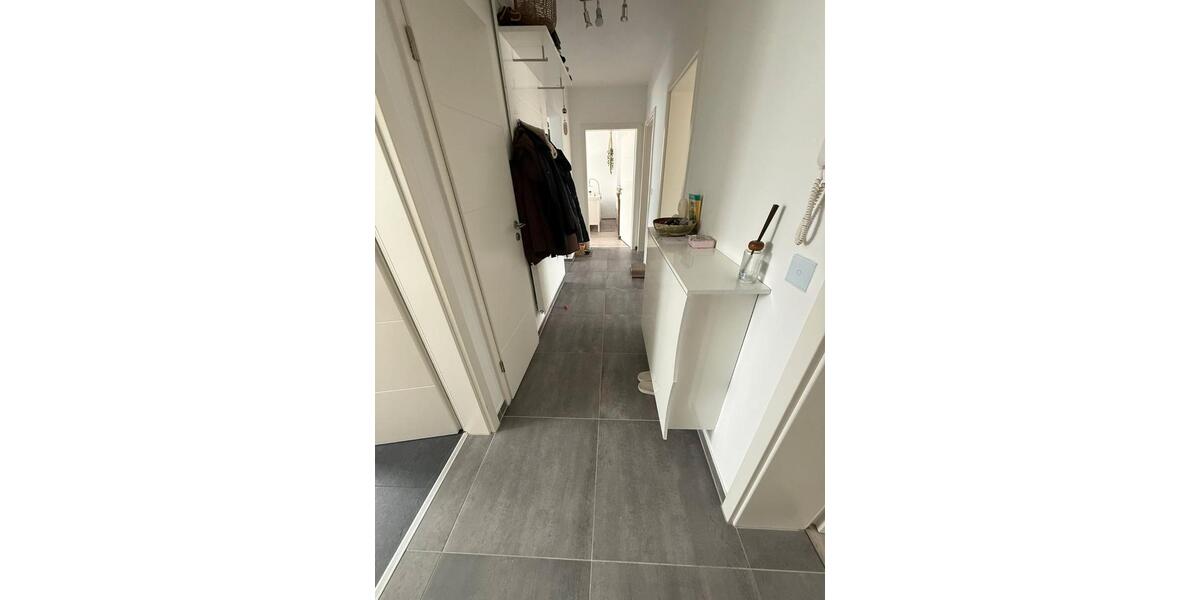 Etagenwohnung Traunreut Irsing - 6 Zimmer, 150 m&sup2;, 450.000&euro; | Angebot:26552015