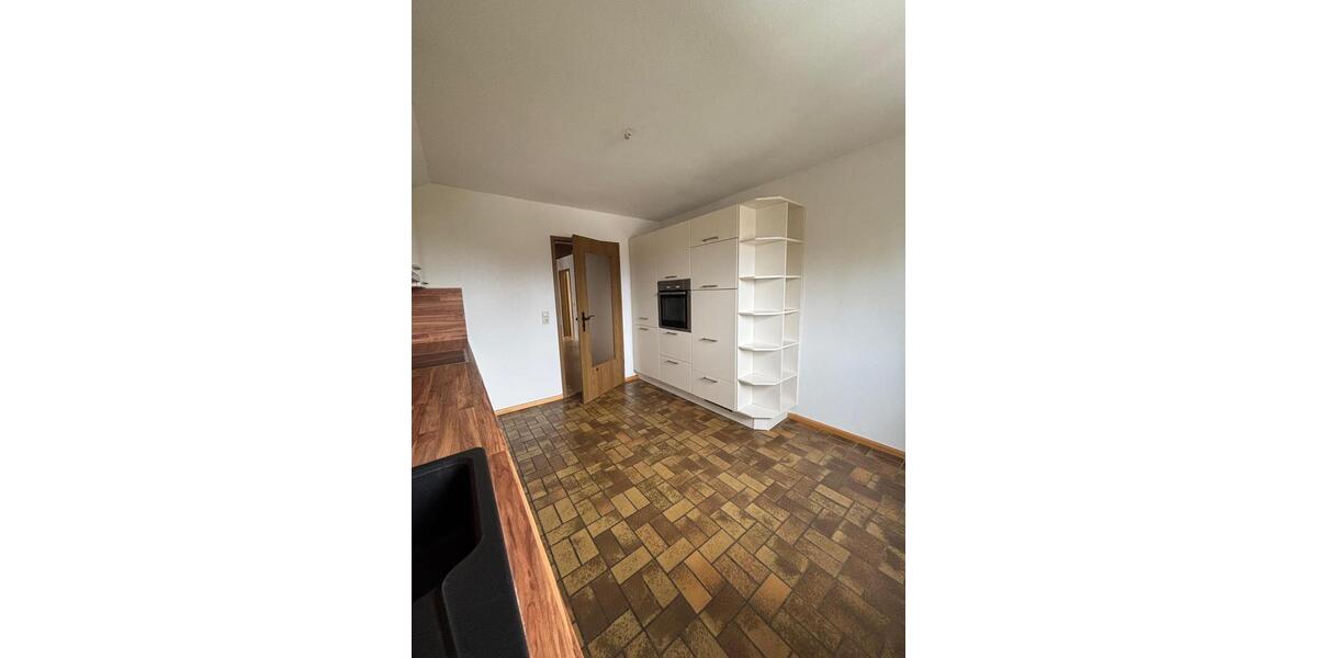 Dachgeschoßwohnung Appenweier - 4 Zimmer, 100 m&sup2;, 900&euro; | Angebot:25284005