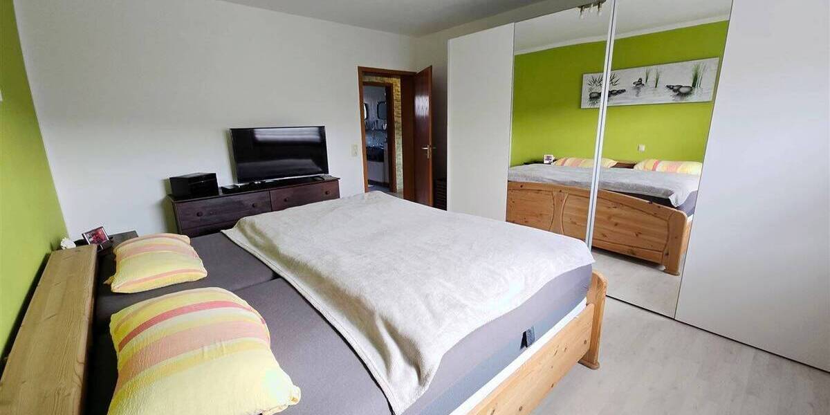 Reihenendhaus Poppenhausen Kützberg - 7 Zimmer, 179 m&sup2;, 429.000&euro; | Angebot:26777843