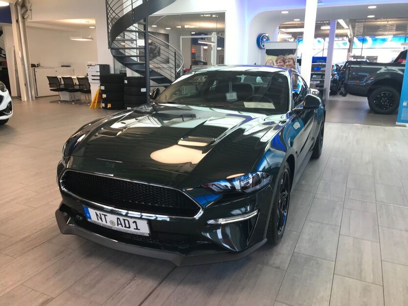 Ford Mustang 17.400 km 45.900 € Erkenbrechtsweiler 73268