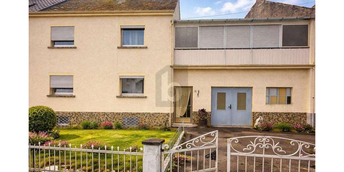 Einfamilienhaus Mettlach - 5 Zimmer, 140 m&sup2;, 1.300&euro; | Angebot:26367062