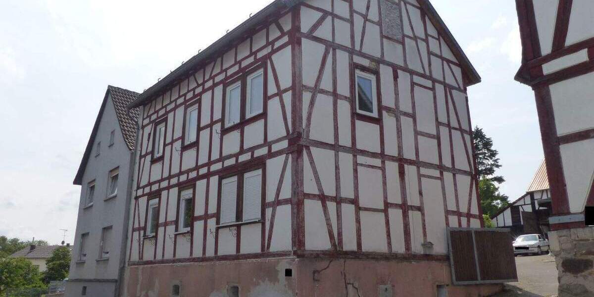 Einfamilienhaus Hüttenberg Volpertshausen - 5 Zimmer, 275.000&euro; | Angebot:23954011