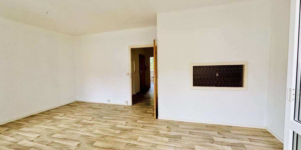 Wohnung zum Mieten in Suhl 420 € 76.7 m² 4 zimmer