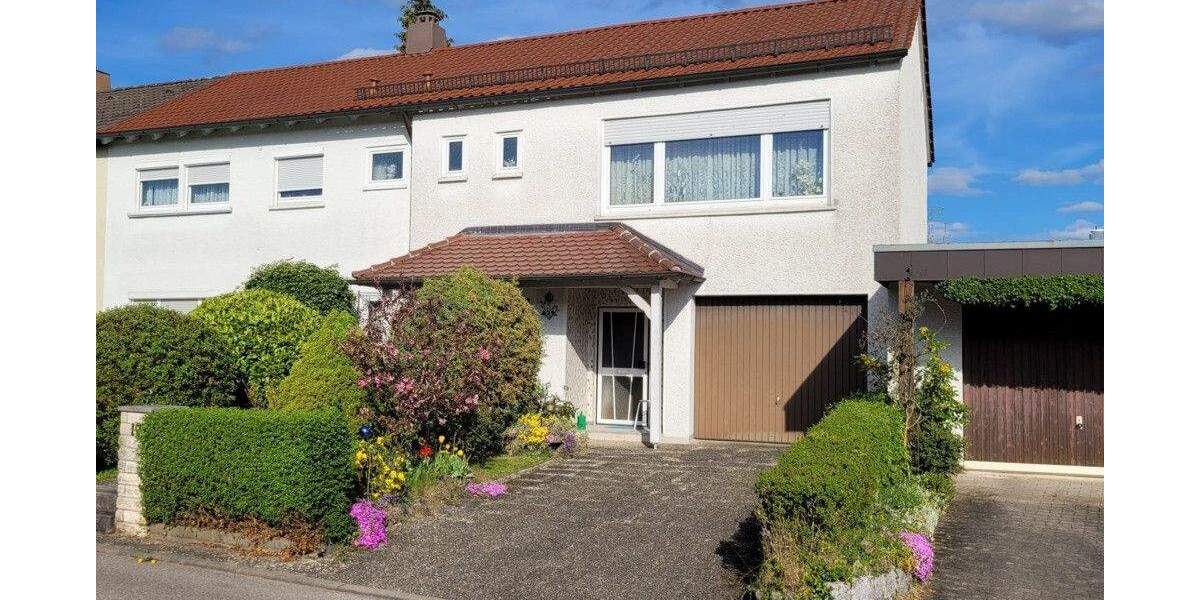 Doppelhaushälfte Crailsheim - 8 Zimmer, 141 m&sup2;, 375.000&euro; | Angebot:25666018