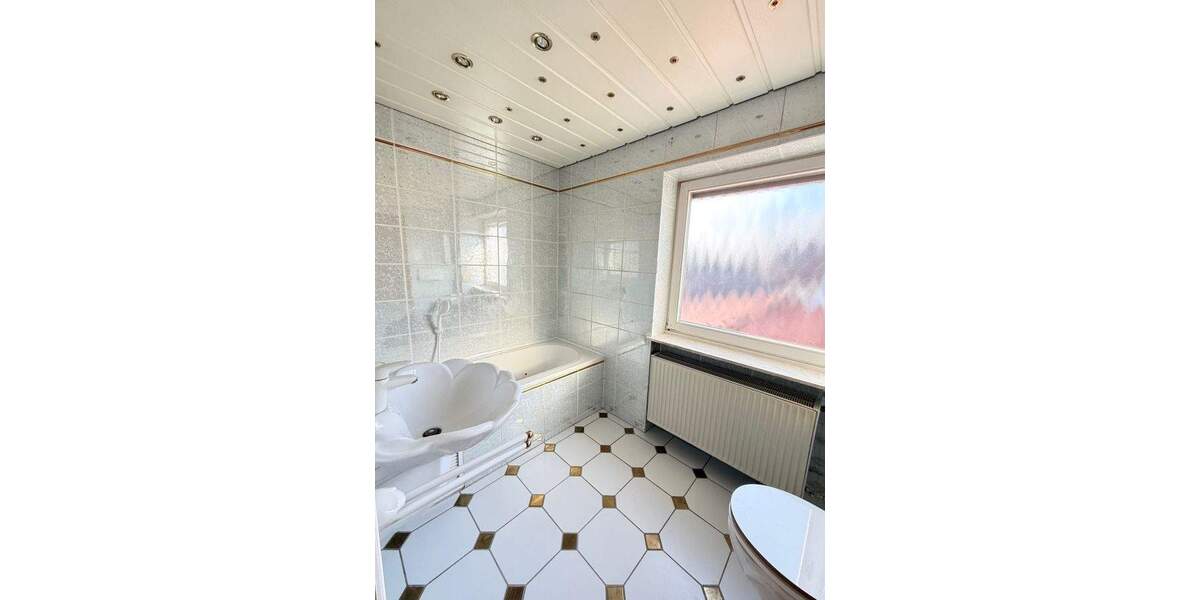 Reihenendhaus Eichenau - 7 Zimmer, 137 m&sup2;, 735.000&euro; | Angebot:25371180