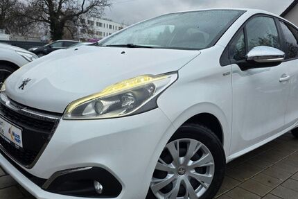 Peugeot 208 100.000 km 4.990 &euro; Freiburg 79111
