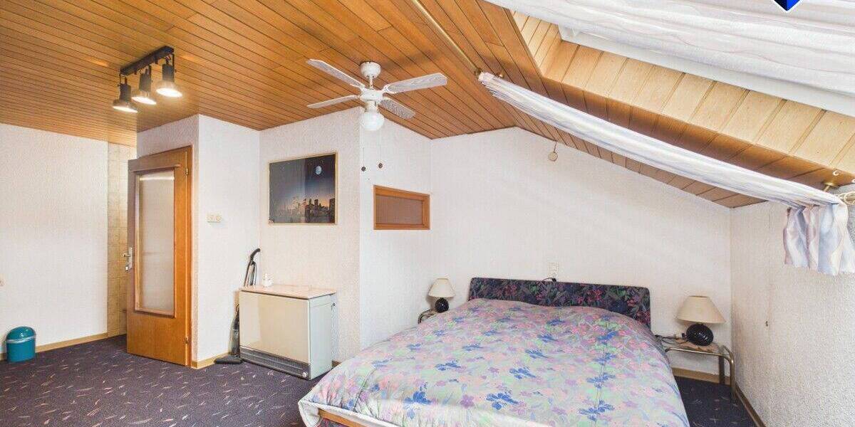 Einfamilienhaus Mettlach / Saarhölzbach Saarhölzbach - 7 Zimmer, 148 m&sup2;, 125.000&euro; | Angebot:26859033