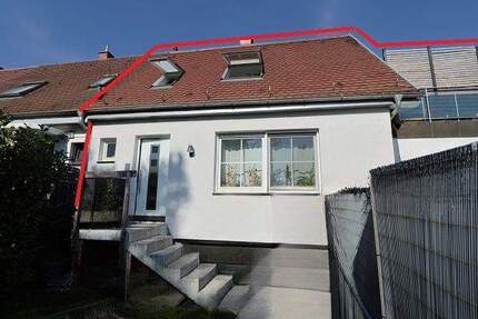 Reihenendhaus mit ca. 147 m² Wohn- und Nutzfläche, Dachterrasse, Garage und Gartenanteil! 5 zimmer