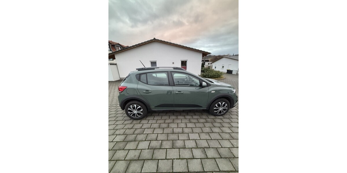 Dacia Sandero 9.800 km 15.500 € Witzenhausen 37213