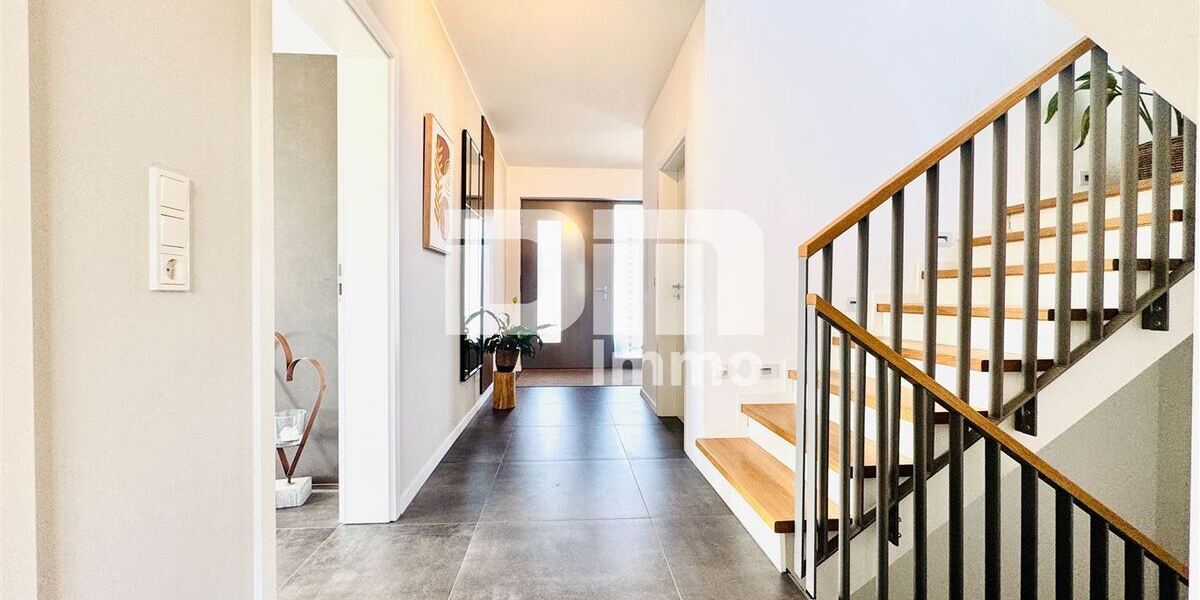 Exklusiver Neubautraum mit Premium-Ausstattung, großer Terrasse und Doppelgarage - Einfamilienhaus Bad Arolsen | Angebot:27023643
