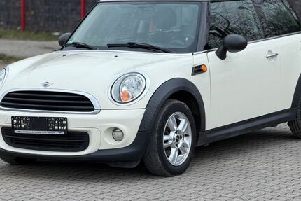 Mini ONE 188.000 km 4.900 &euro; Windhausen 37539