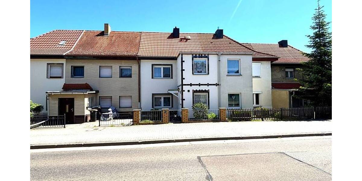 Reihenmittelhaus Sandersdorf-Brehna Sandersdorf - 8 Zimmer, 146 m&sup2;, 113.000&euro; | Angebot:26879073
