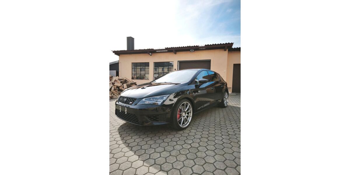 Seat Leon 109.000 km 15.990 &euro; Pommersfelden 96178