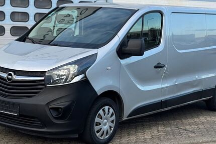 Opel Vivaro 284.211 km 6.900 € Düren 52353