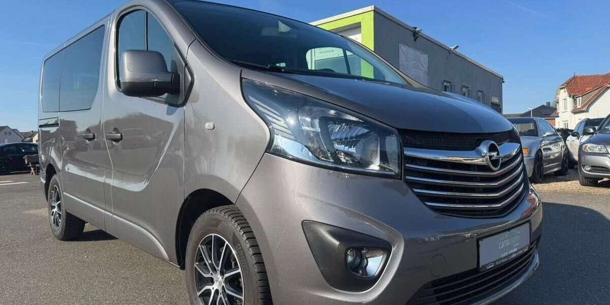 Opel Vivaro 136.000 km 14.900 &euro; Garbsen 30827