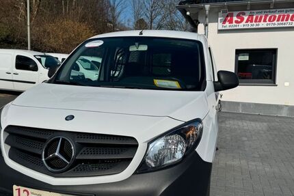 Mercedes-Benz Citan 136.000 km 8.949 &euro; Gummersbach (Zwischen Toom Markt und ATU) 51645