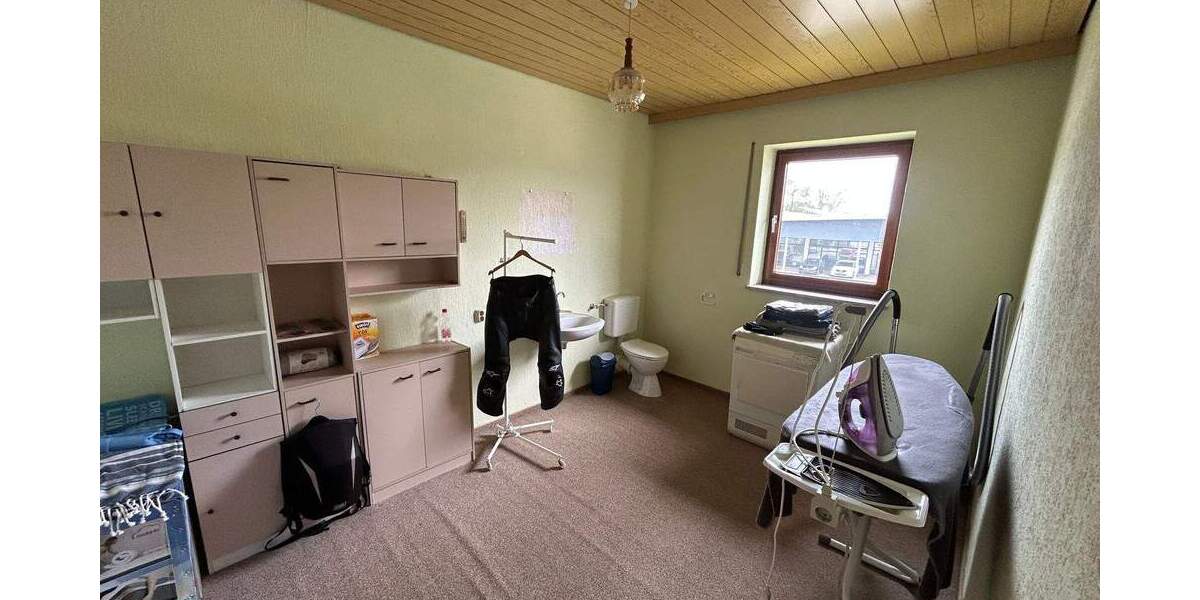 Einfamilienhaus Osterhofen Tabertshausen - 6 Zimmer, 201 m&sup2;, 335.000&euro; | Angebot:25781725