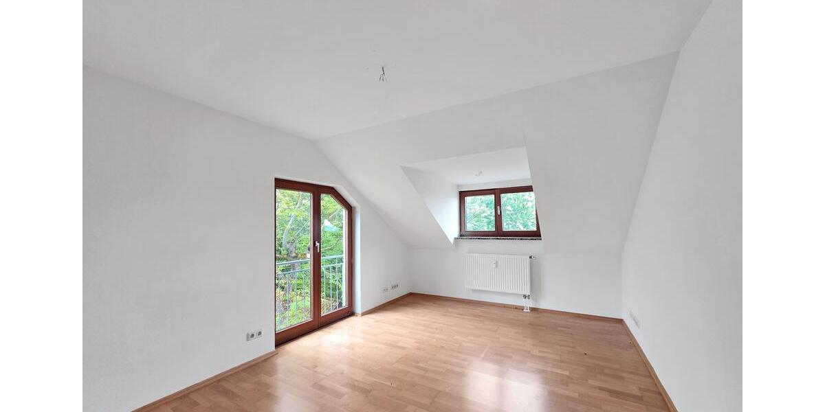 Dachgeschoßwohnung Neu-Anspach Anspach - 3 Zimmer, 67 m&sup2;, 890&euro; | Angebot:26518084