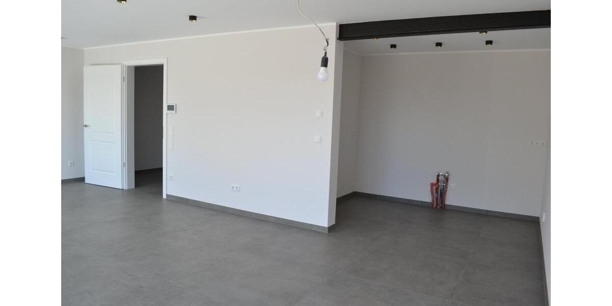 Doppelhaushälfte Mönchengladbach West - 4 Zimmer, 110 m&sup2;, 1.500&euro; | Angebot:26406091