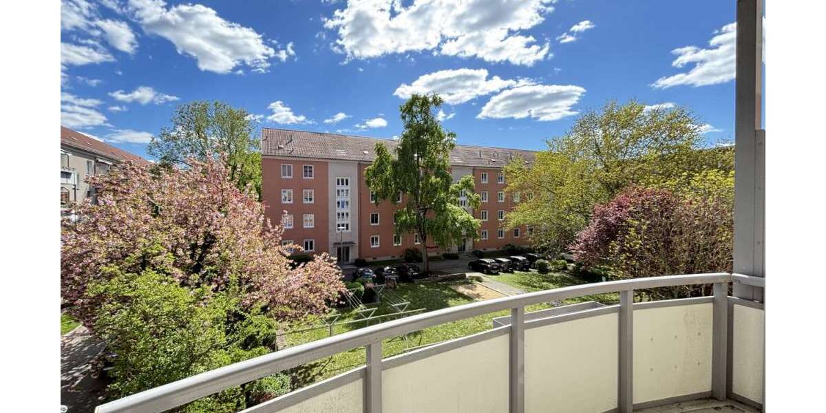 Etagenwohnung Frankfurt (Oder) - 2 Zimmer, 73 m&sup2;, 571&euro; | Angebot:26392061