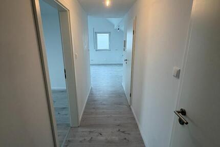 Neue 3-Zimmer DG-Wohnung in Dürnsricht 3 zimmer